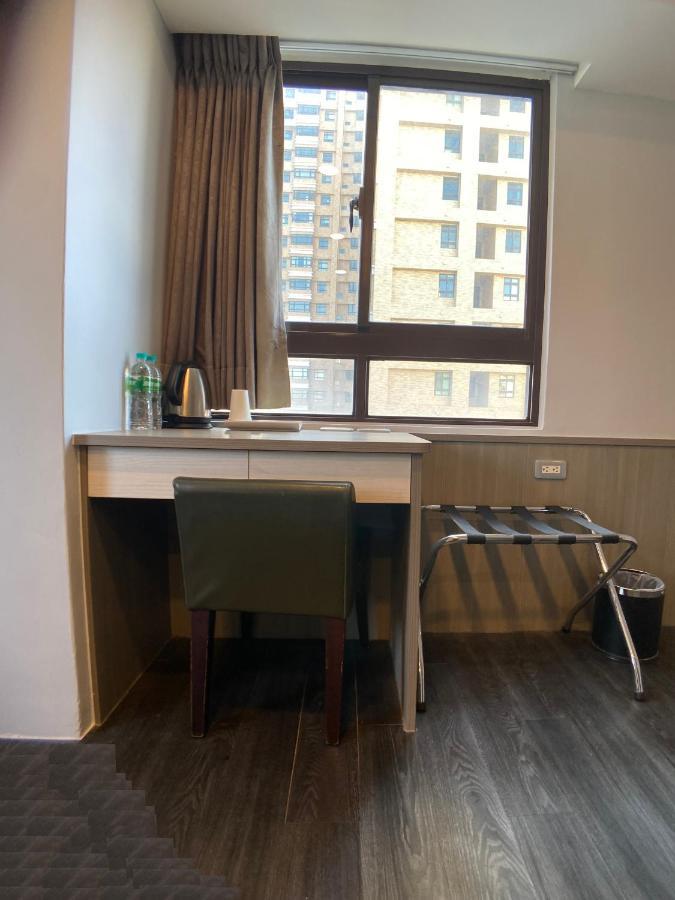 Bonjour Hotel Taichung Eksteriør bilde