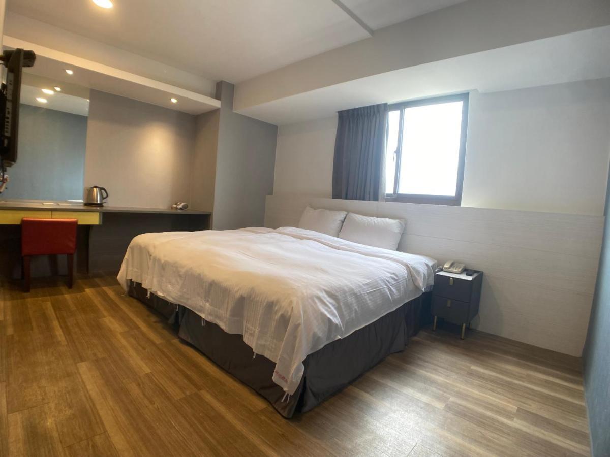 Bonjour Hotel Taichung Eksteriør bilde