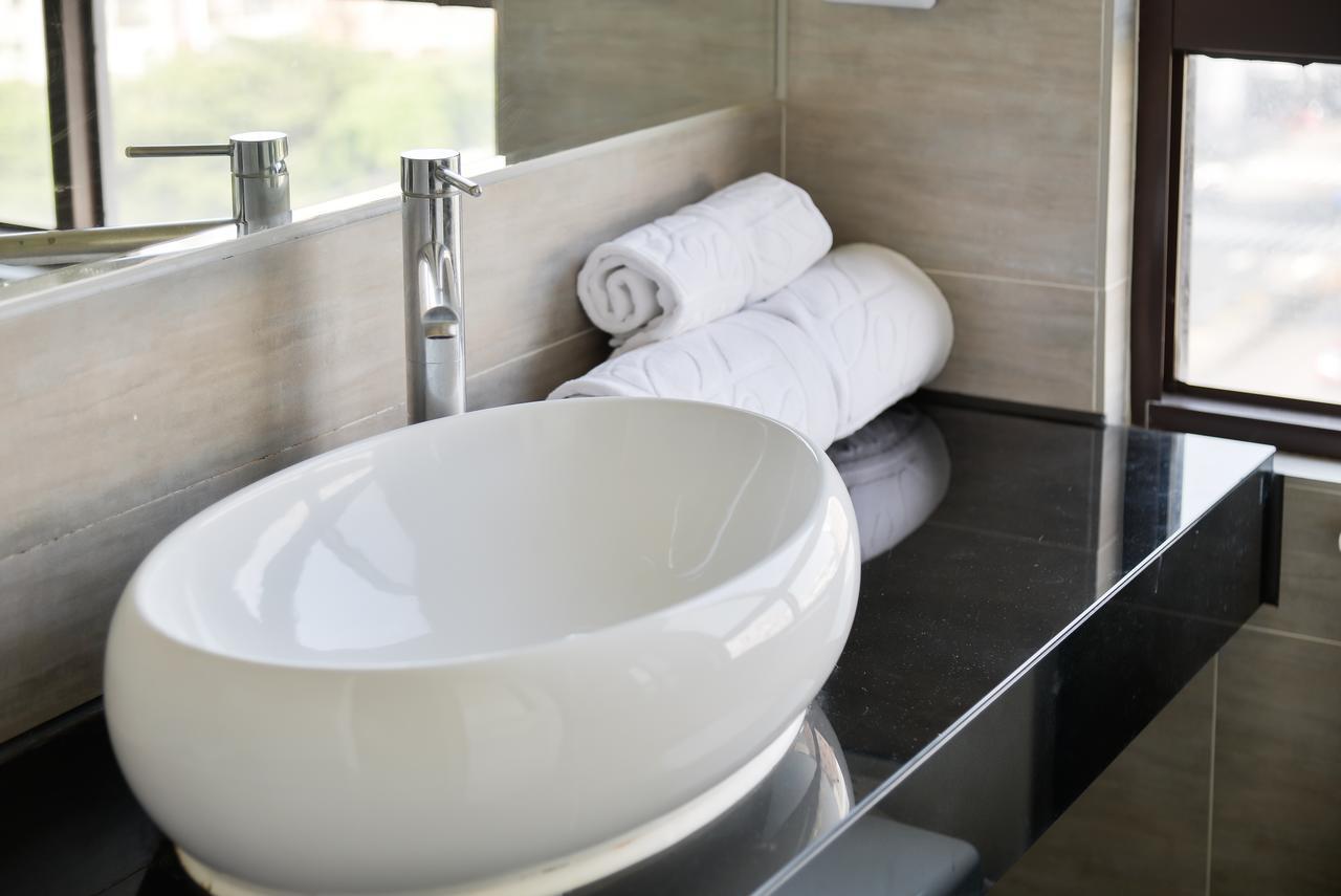 Bonjour Hotel Taichung Eksteriør bilde